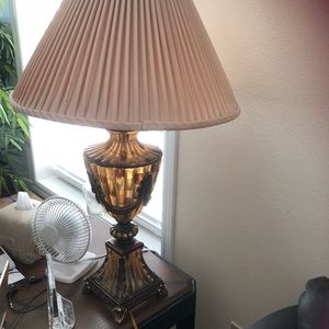 2 deco lamps
